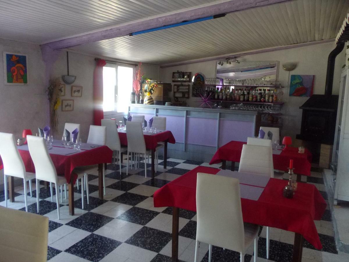 Auberge Des Garrigues Nîmes Exteriör bild