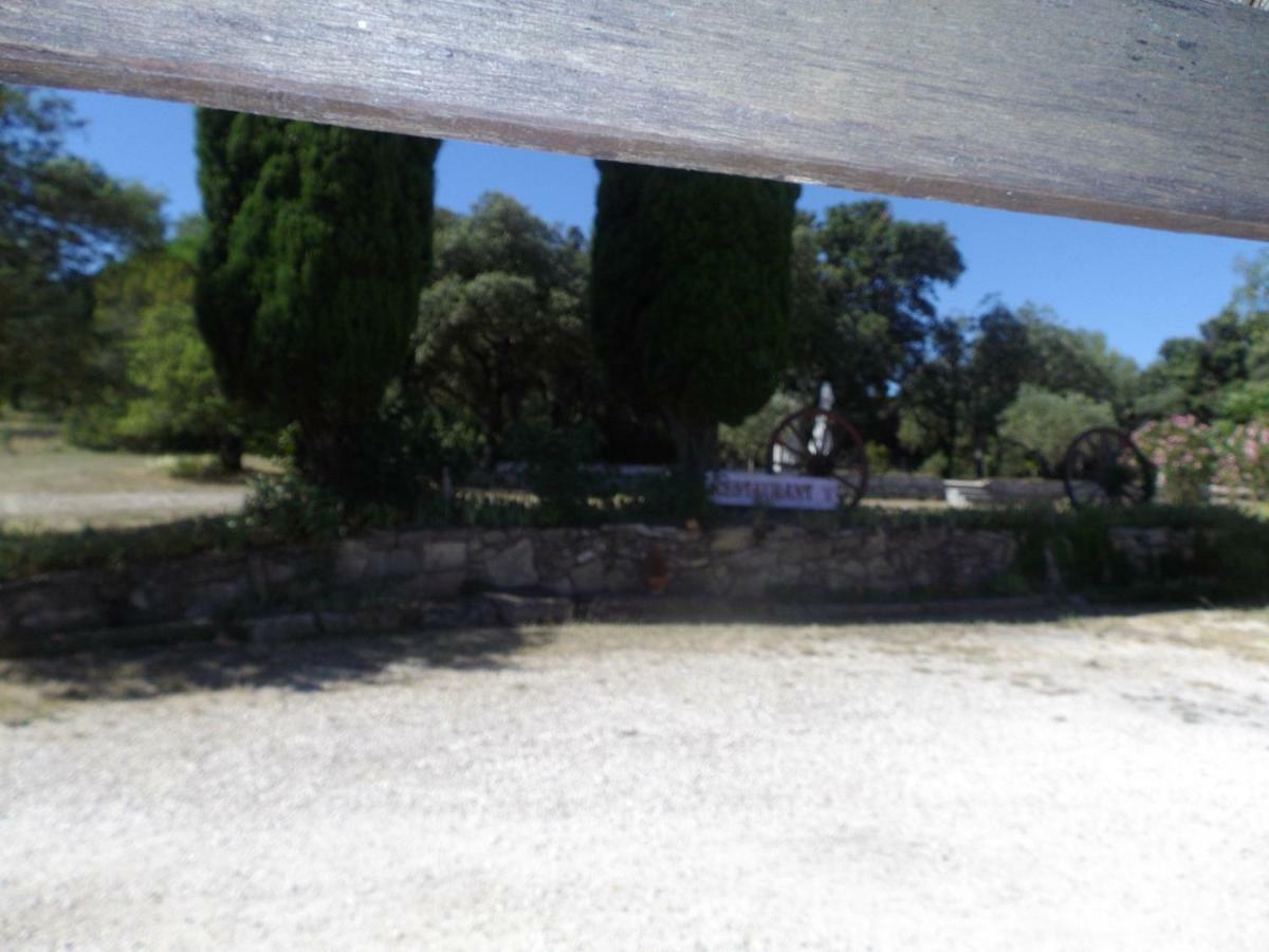 Auberge Des Garrigues Nîmes Exteriör bild